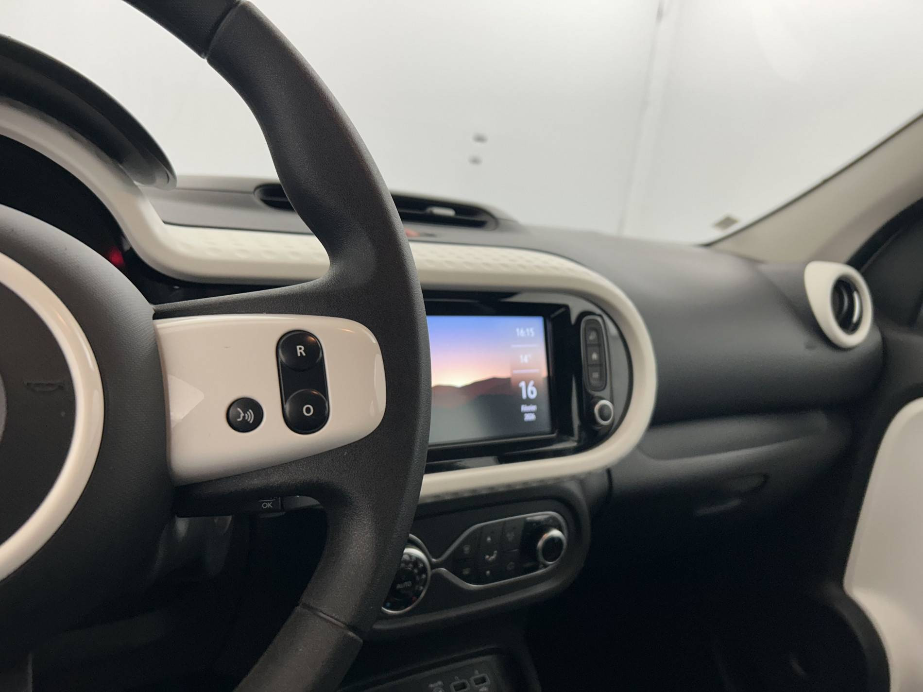 Vente en ligne Renault Twingo 3  SCe 65 - 21 au prix de 11 790 €