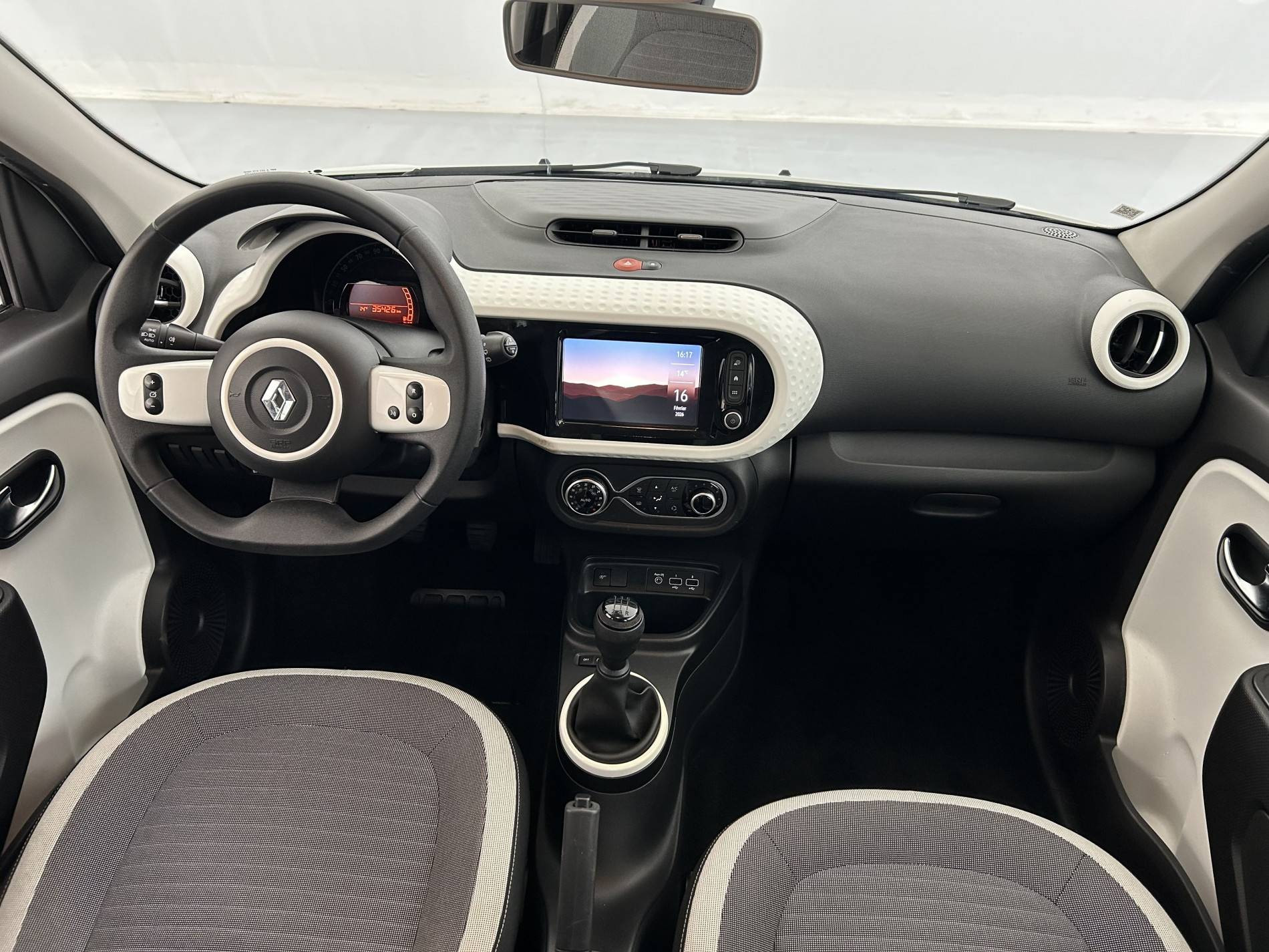 Vente en ligne Renault Twingo 3  SCe 65 - 21 au prix de 11 790 €