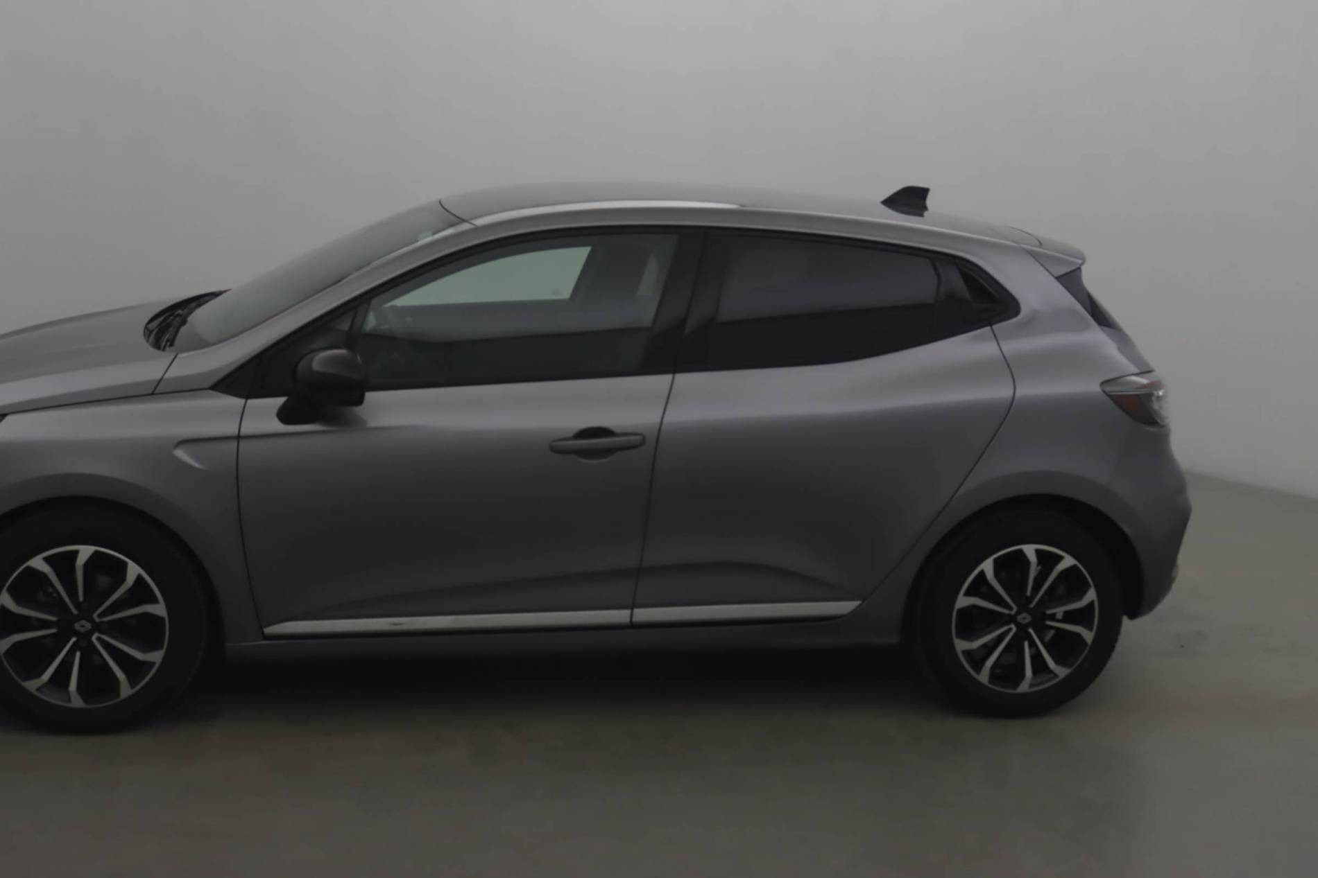 Vente en ligne Renault Clio 5 Clio TCe 90 ch GSR2 au prix de 18 990 €