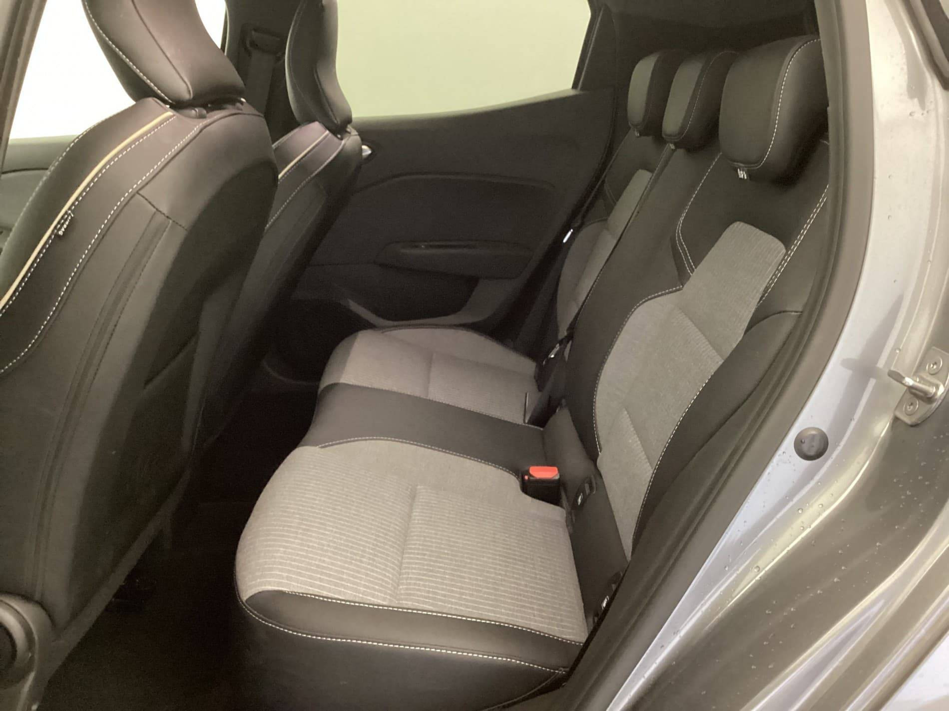 Vente en ligne Renault Clio 5 Clio TCe 90 ch GSR2 au prix de 18 990 €