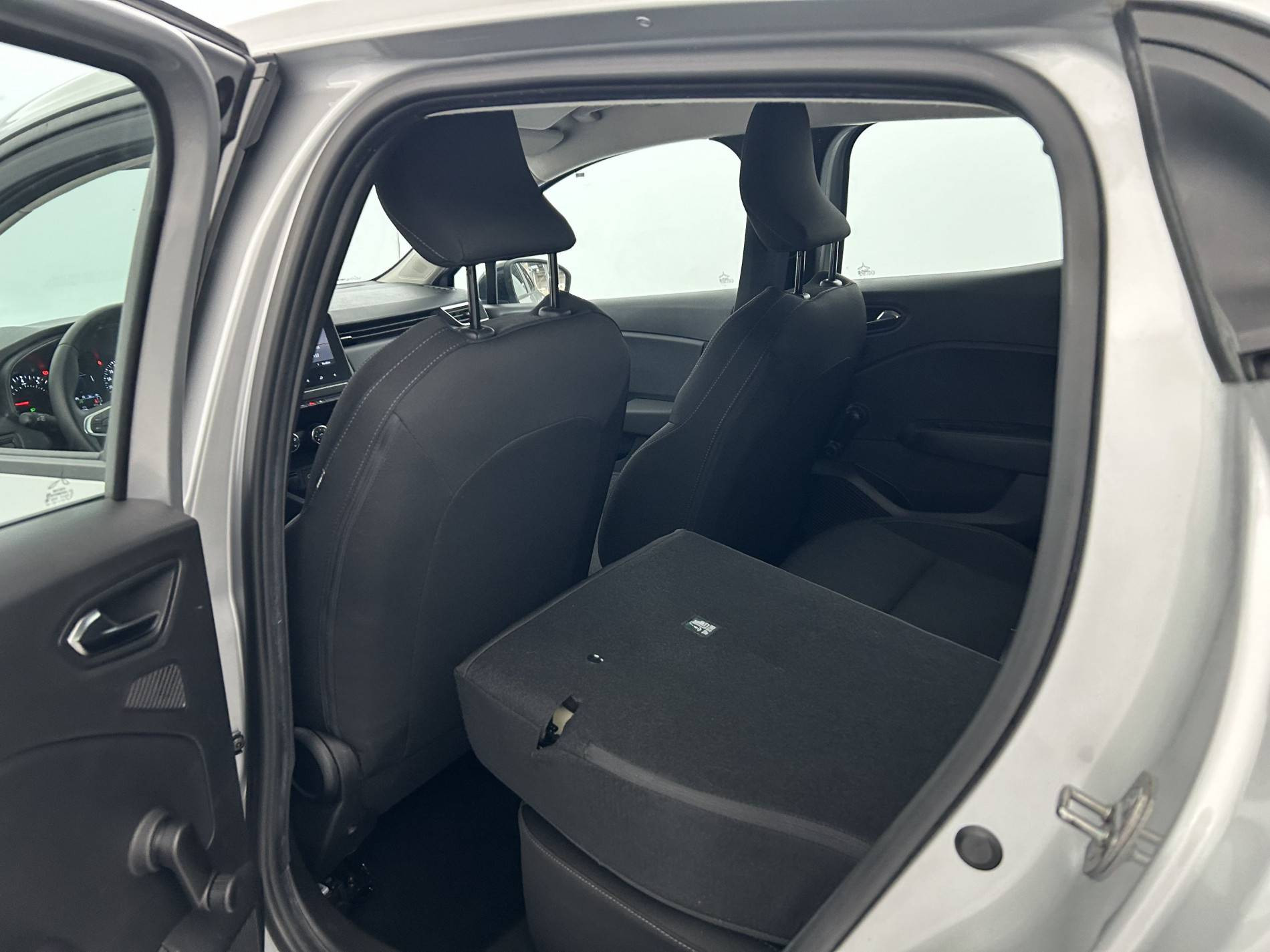 Vente en ligne Renault Clio 5 Clio TCe 90 au prix de 14 490 €