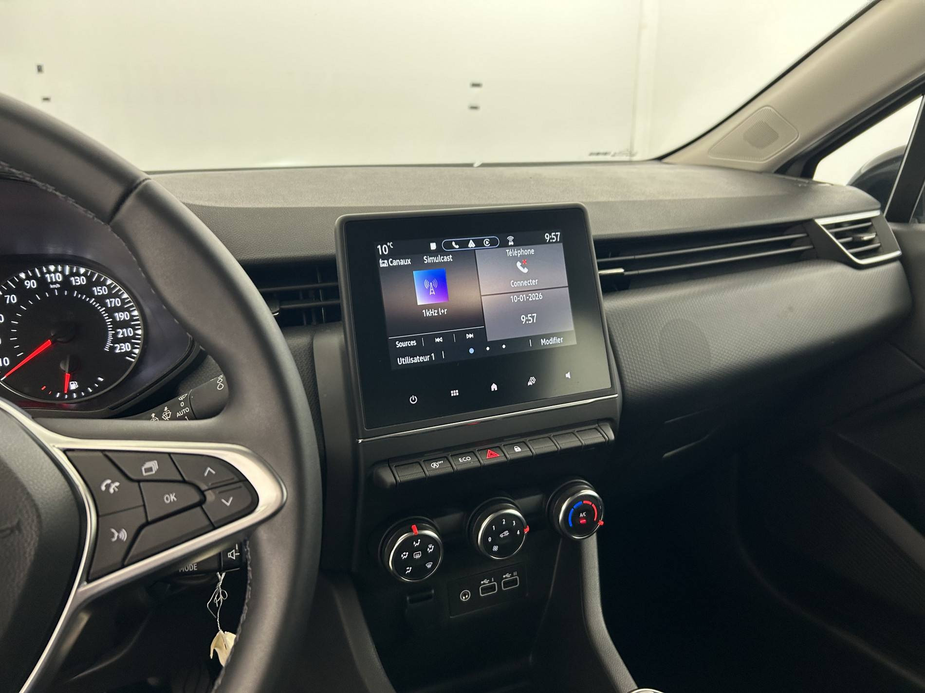 Vente en ligne Renault Clio 5 Clio TCe 90 au prix de 14 490 €