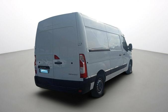 Vente en ligne Renault Master Fourgon MASTER FGN TRAC F3500 L2H2 DCI 135 au prix de 20 990 €