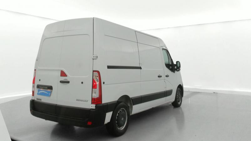 Vente en ligne Renault Master 3 Fourgon MASTER FGN TRAC F3500 L2H2 DCI 135 au prix de 22 990 €