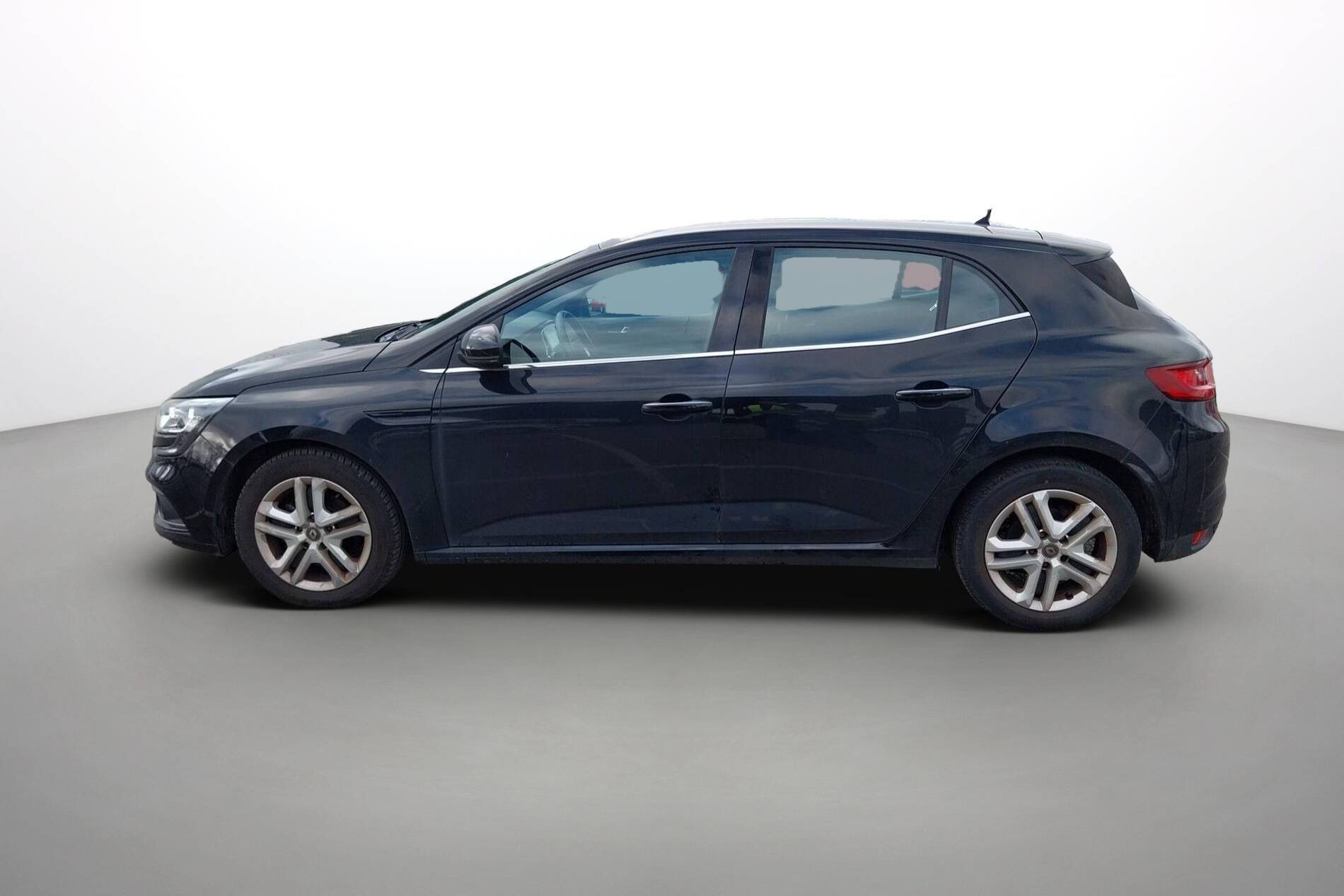 Vente en ligne Renault Megane 4 Mégane IV Berline TCe 140 FAP au prix de 15 590 €