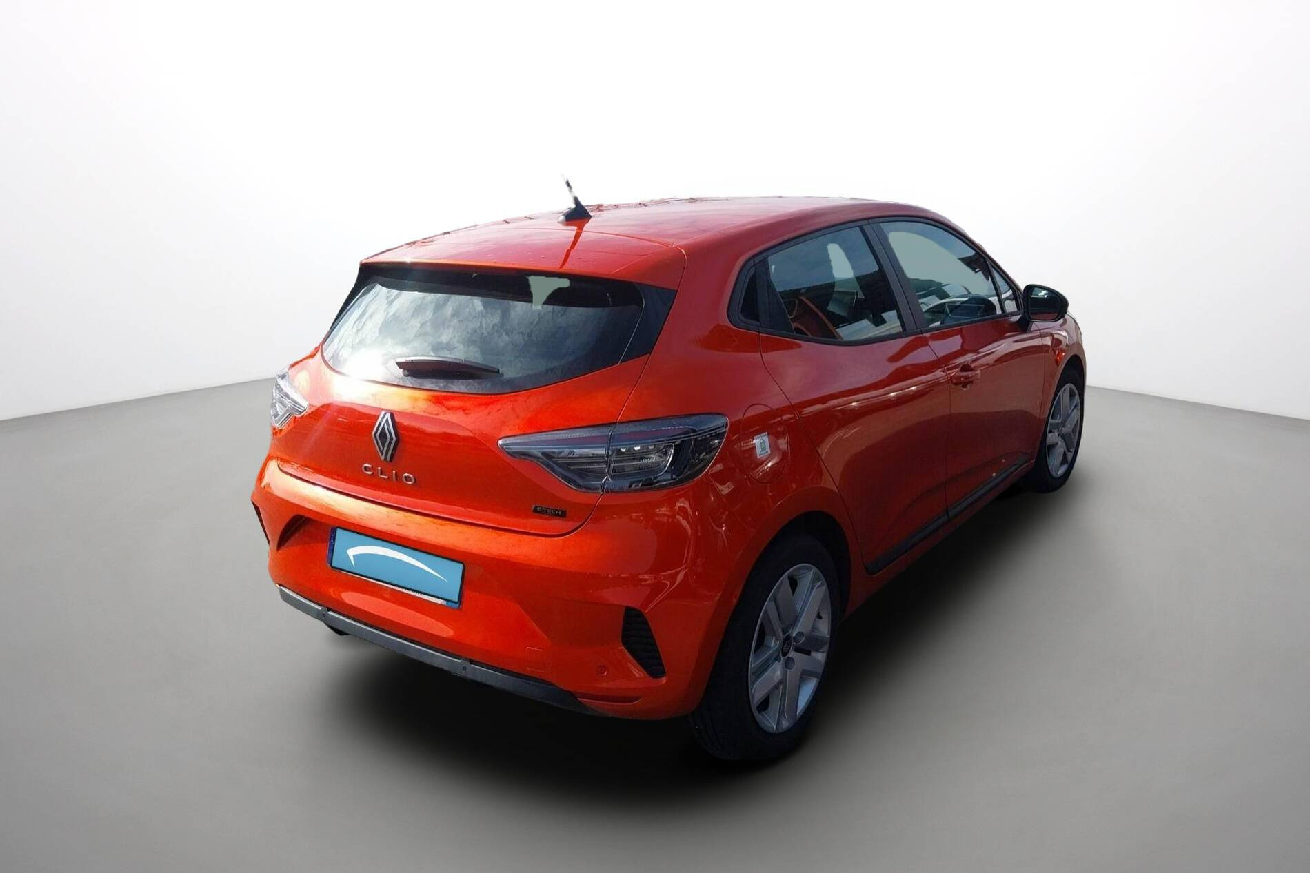 Vente en ligne Renault Clio 5 Clio E-Tech full hybrid 145 ch GSR2 au prix de 19 790 €