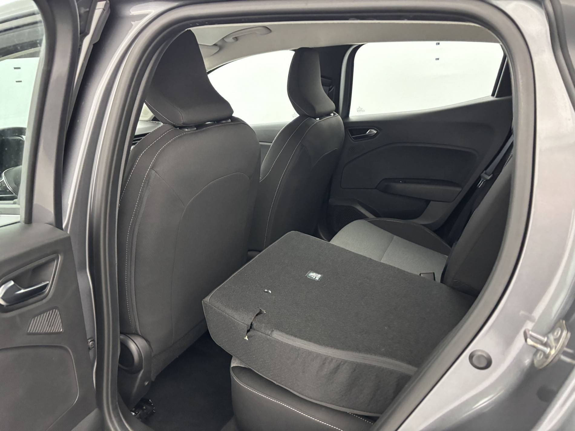 Vente en ligne Renault Clio 5 Clio TCe 90 au prix de 15 290 €