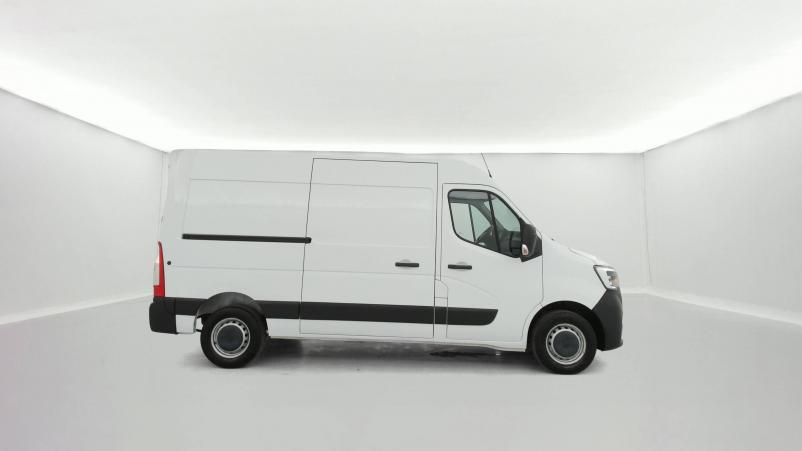 Vente en ligne Renault Master Fourgon MASTER FGN TRAC F3500 L2H2 DCI 135 au prix de 23 990 €