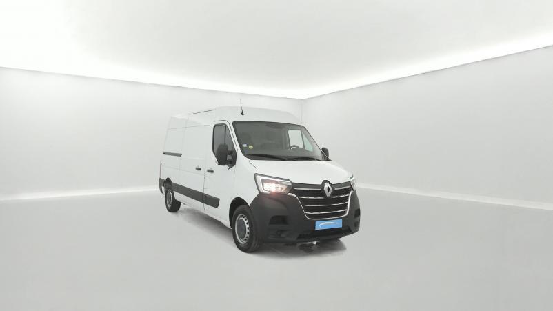 Vente en ligne Renault Master Fourgon MASTER FGN TRAC F3500 L2H2 DCI 135 au prix de 23 990 €