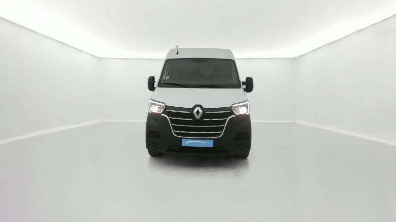 Vente en ligne Renault Master Fourgon MASTER FGN TRAC F3500 L2H2 DCI 135 au prix de 23 990 €