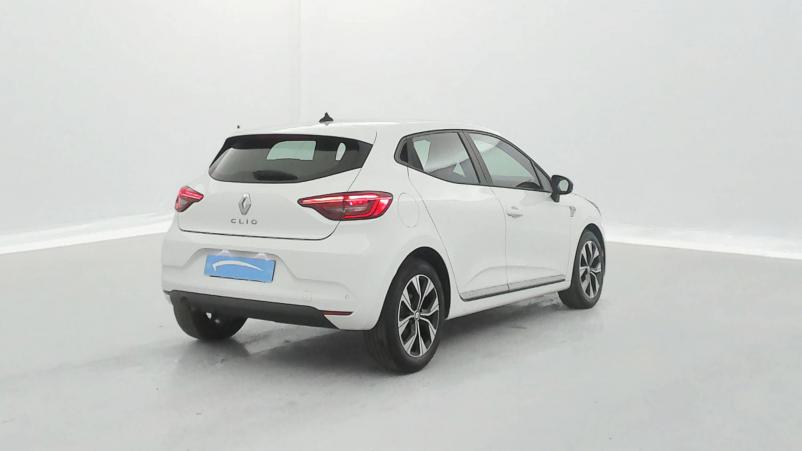 Vente en ligne Renault Clio 5 Clio TCe 90 - 21 au prix de 14 790 €