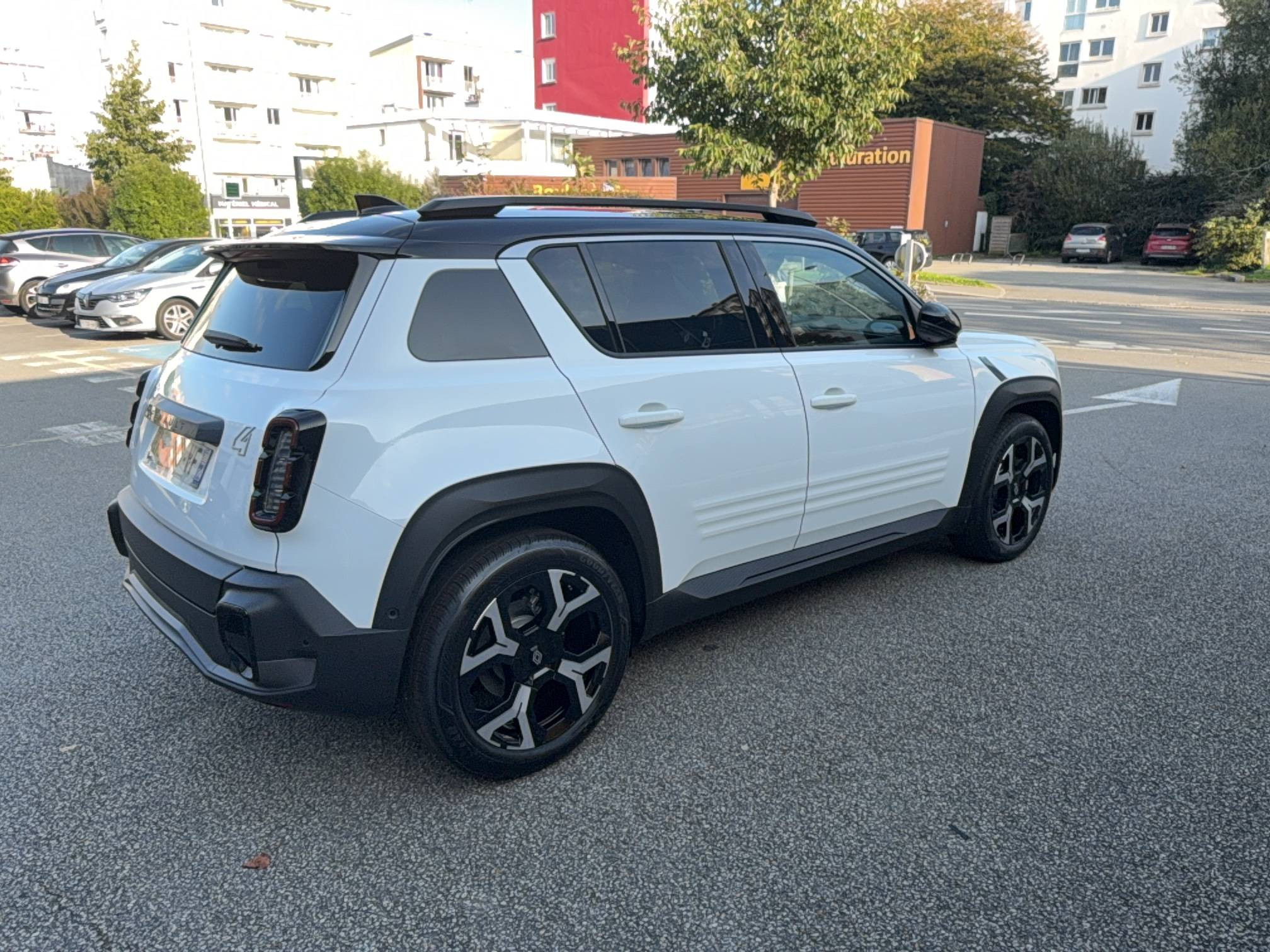 Vente en ligne Renault R4 E-Tech  150 ch autonomie confort au prix de 33 540 €