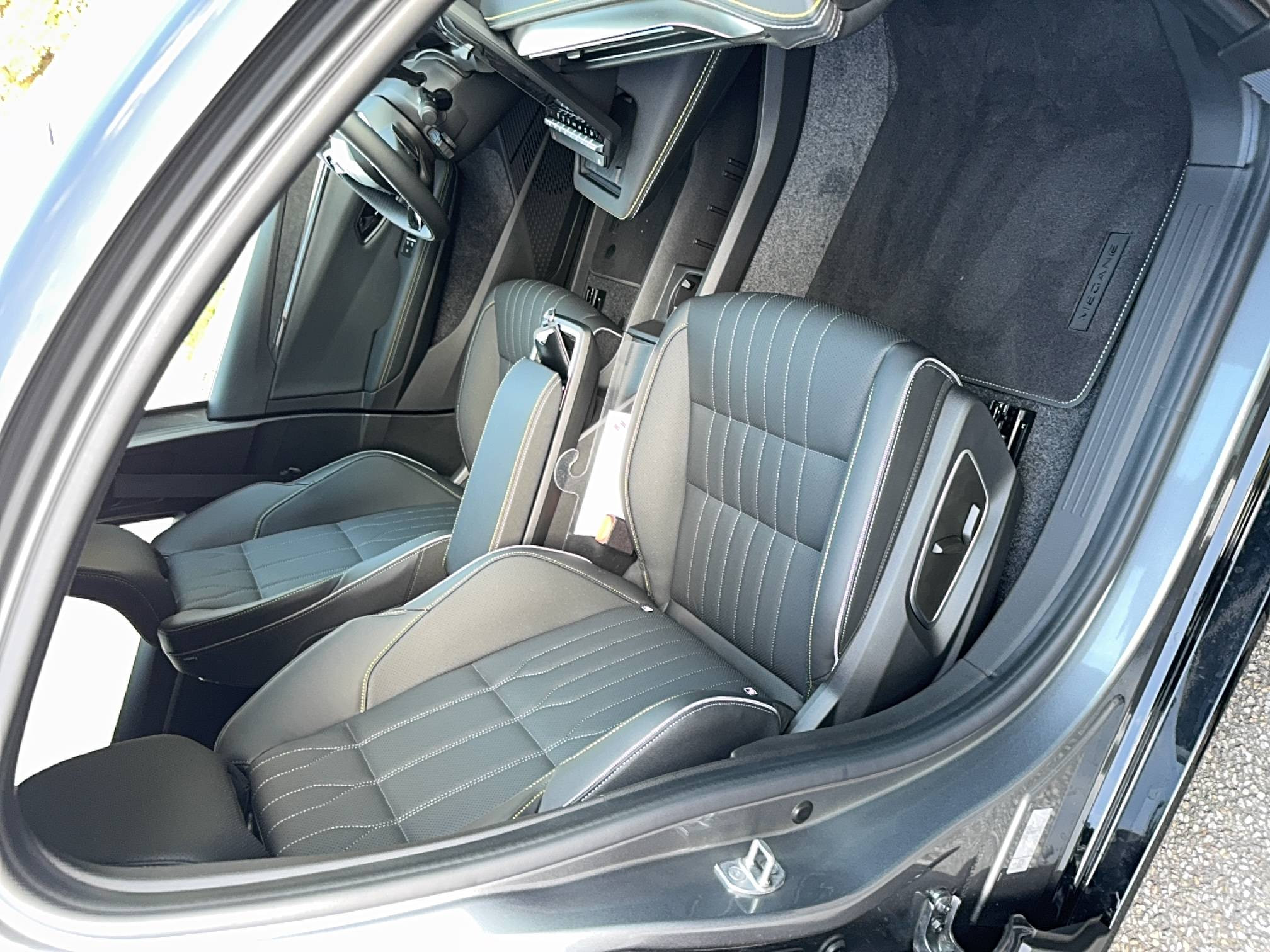 Vente en ligne Renault Megane E-Tech  220 ch autonomie confort GSR2 au prix de 43 490 €