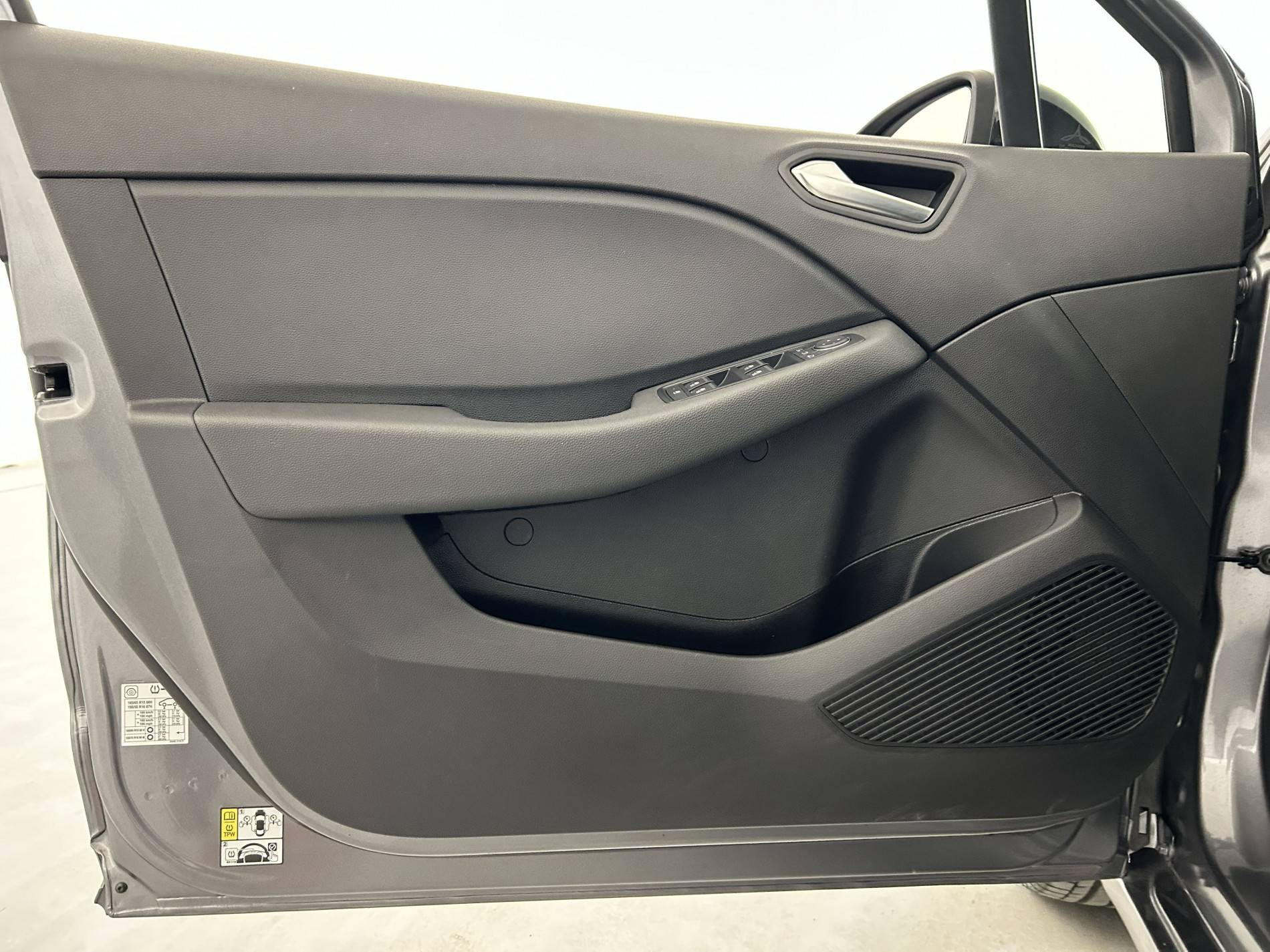 Vente en ligne Renault Clio 5 Clio TCe 90 Evolution au prix de 14 790 €