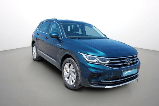 Vente en ligne Volkswagen Tiguan  1.4 eHybrid 245ch DSG6 au prix de 29 790 €