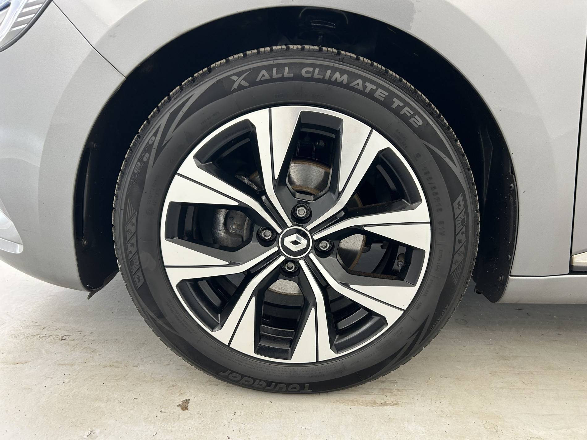 Vente en ligne Renault Clio 5 Clio TCe 90 au prix de 14 990 €