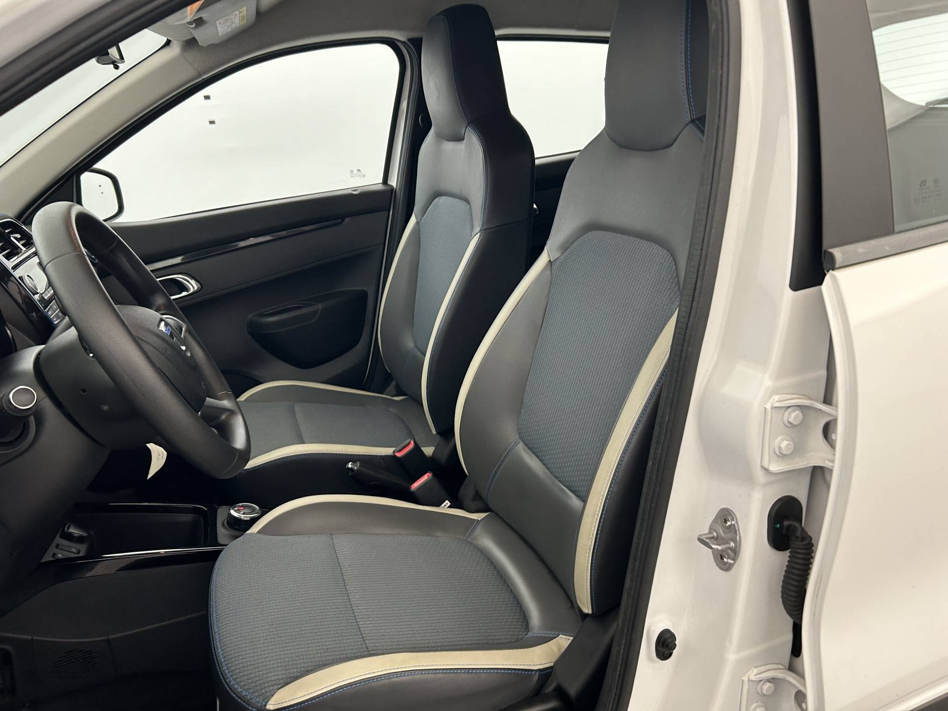 Vente en ligne Dacia Spring  Achat Intégral au prix de 9 590 €