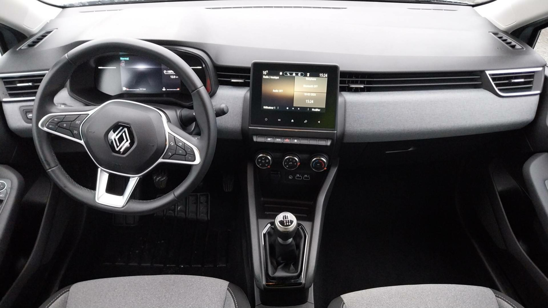 Vente en ligne Renault Clio 5 Clio TCe 90 au prix de 15 490 €