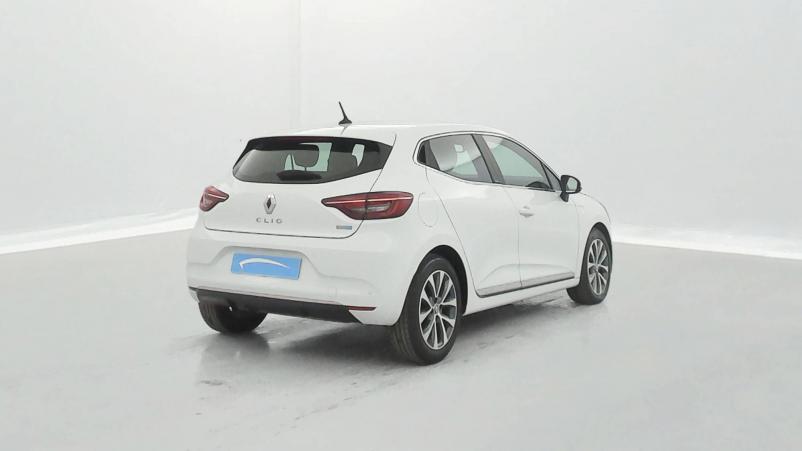 Vente en ligne Renault Clio 5 Clio E-Tech 140 au prix de 16 390 €