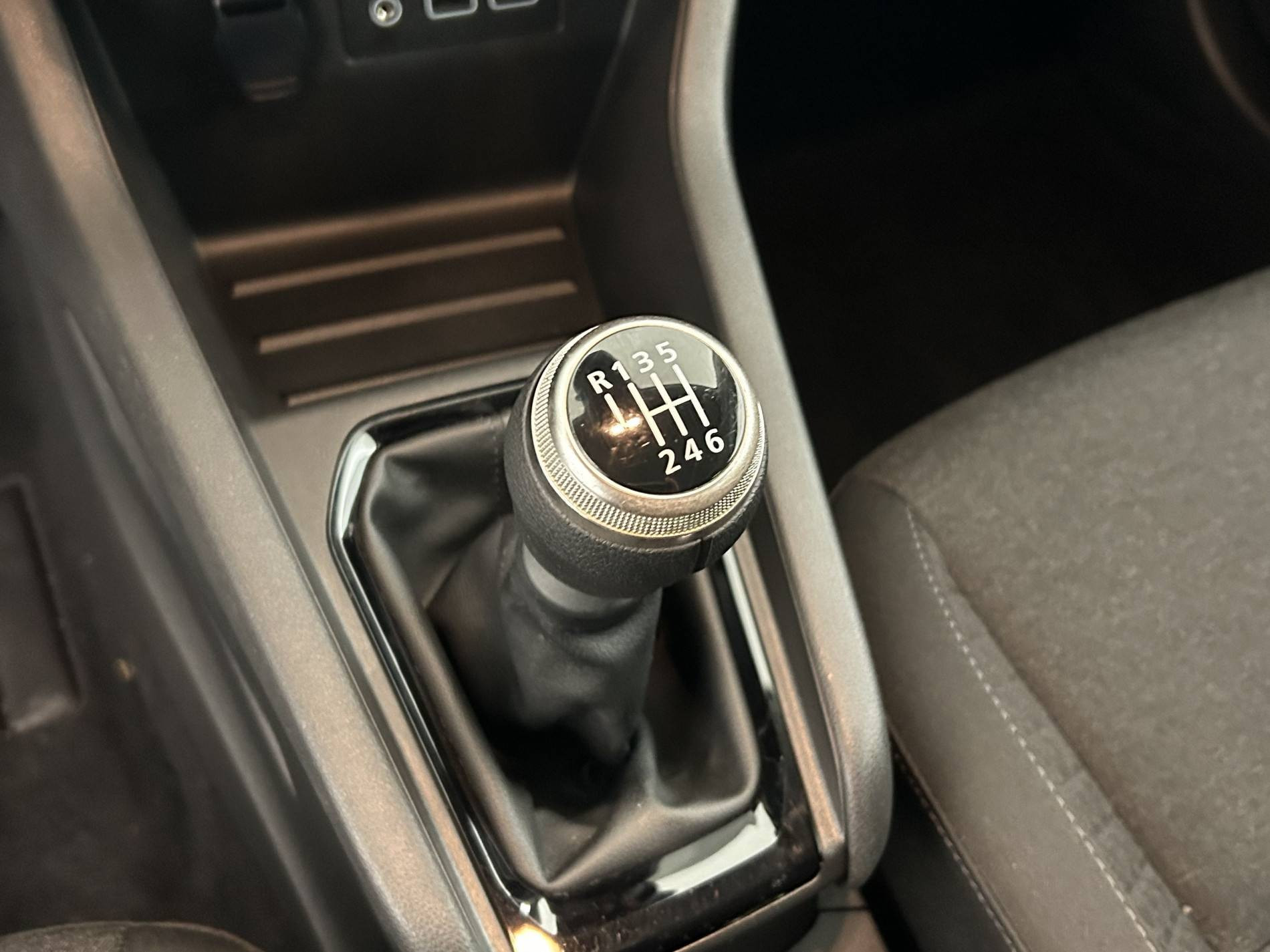 Vente en ligne Renault Clio 5 Clio TCe 90 au prix de 14 590 €