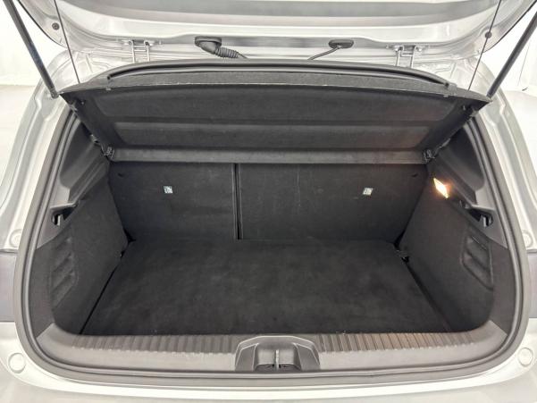 Vente en ligne Renault Clio 5 Clio TCe 90 au prix de 15 990 €