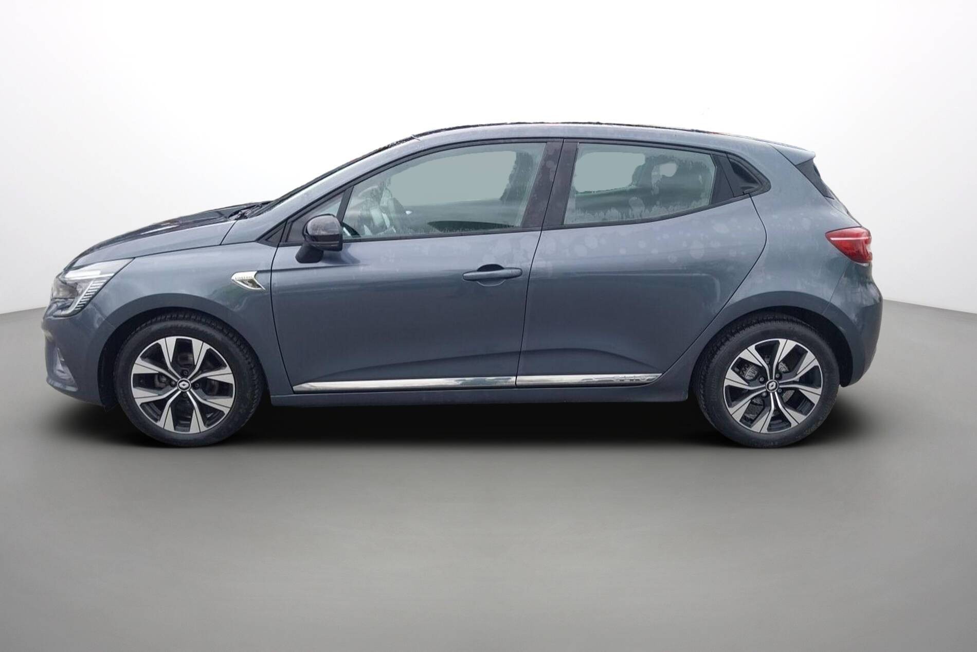 Vente en ligne Renault Clio 5 Clio TCe 90 - 21N au prix de 13 990 €