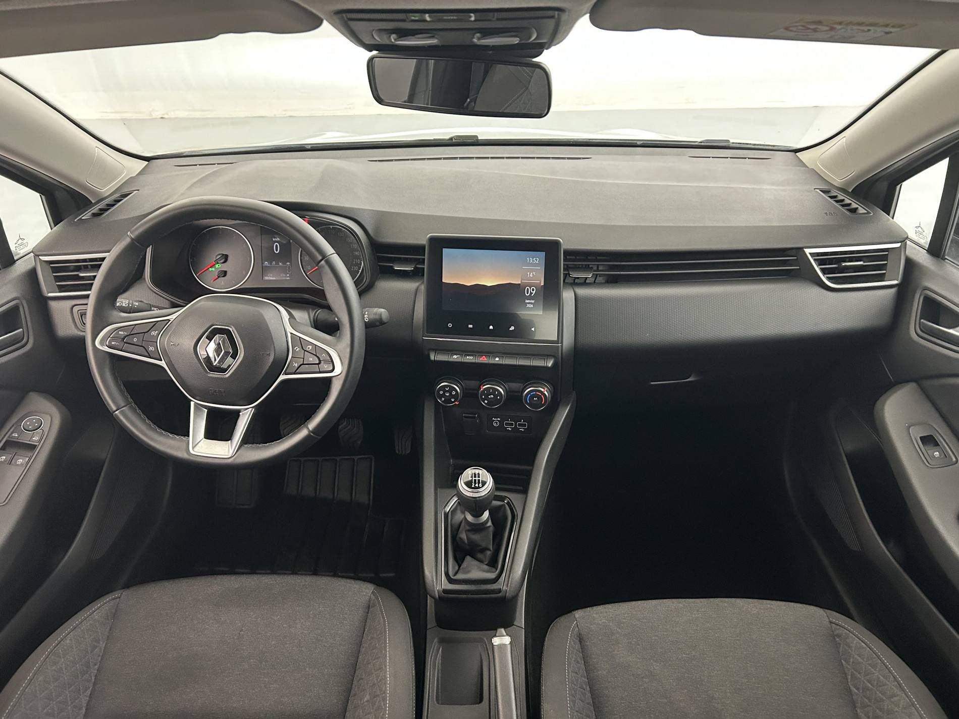 Vente en ligne Renault Clio 5 Clio TCe 90 au prix de 14 590 €