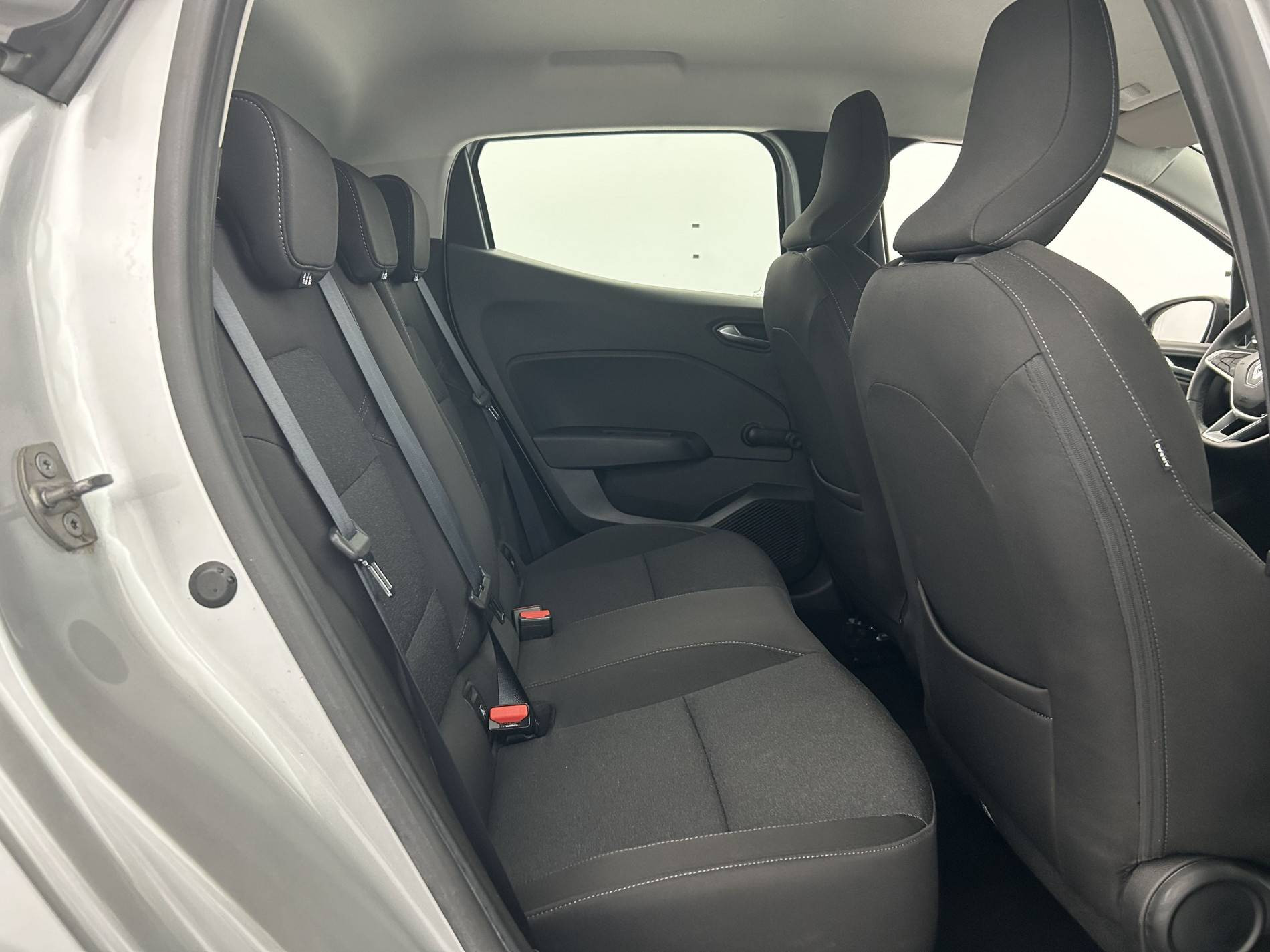 Vente en ligne Renault Clio 5 Clio TCe 90 au prix de 14 590 €