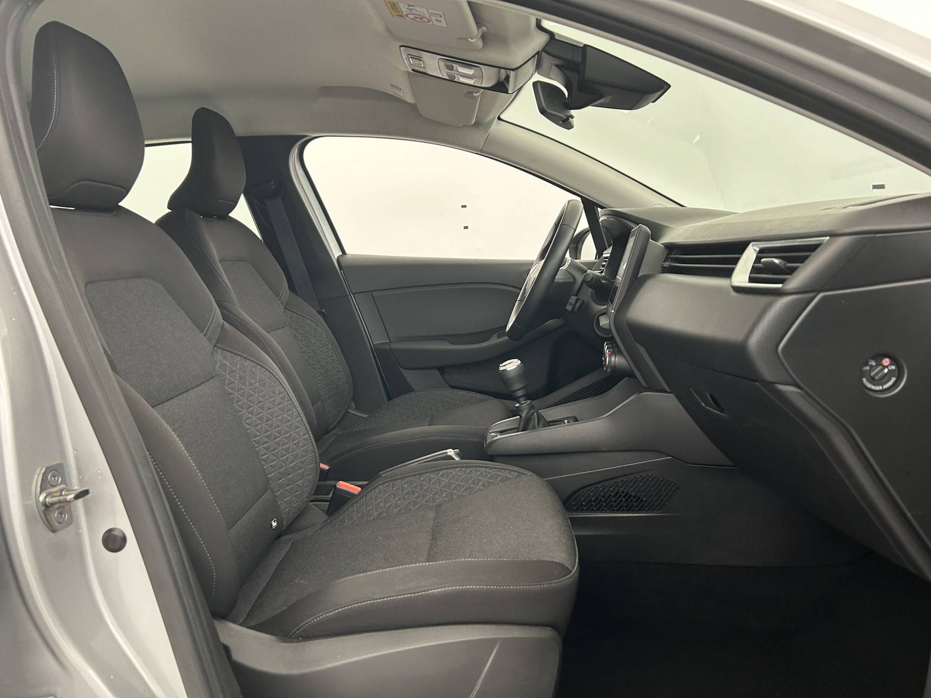 Vente en ligne Renault Clio 5 Clio TCe 90 au prix de 14 590 €