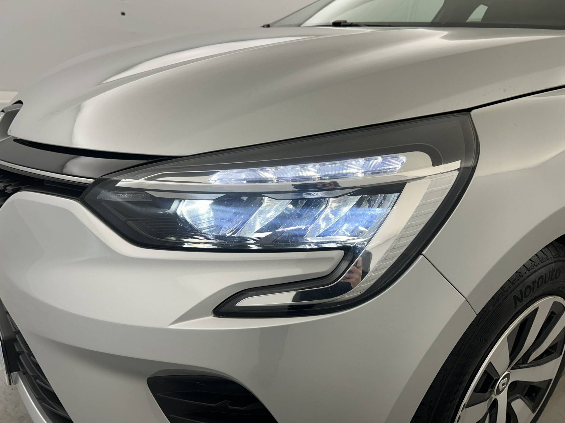 Vente en ligne Renault Clio 5 Clio TCe 90 au prix de 14 590 €