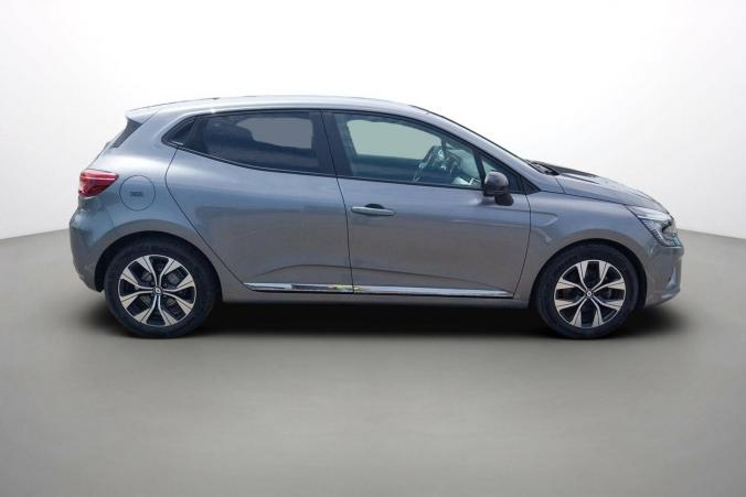 Vente en ligne Renault Clio 5 Clio Blue dCi 100 au prix de 18 990 €