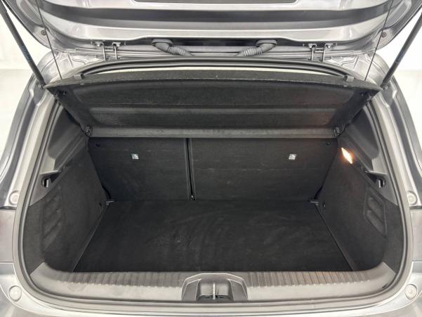 Vente en ligne Renault Clio 5 Clio Blue dCi 100 au prix de 18 990 €