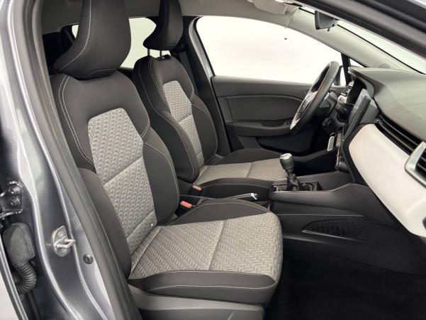 Vente en ligne Renault Clio 5 Clio TCe 90 au prix de 15 590 €