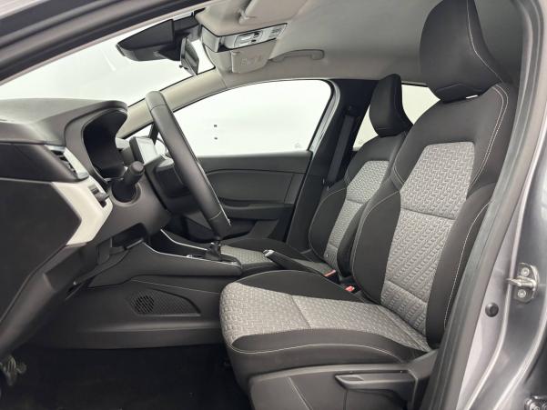 Vente en ligne Renault Clio 5 Clio Blue dCi 100 au prix de 18 990 €