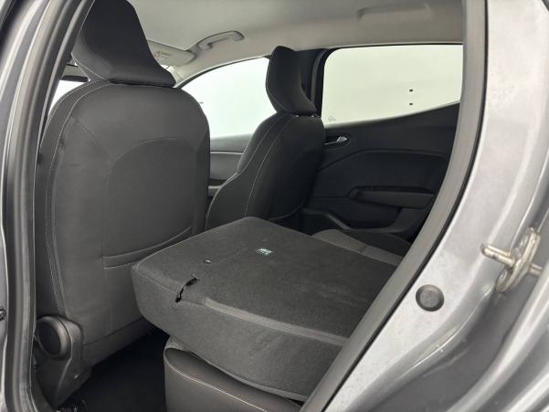 Vente en ligne Renault Clio 5 Clio Blue dCi 100 au prix de 18 990 €