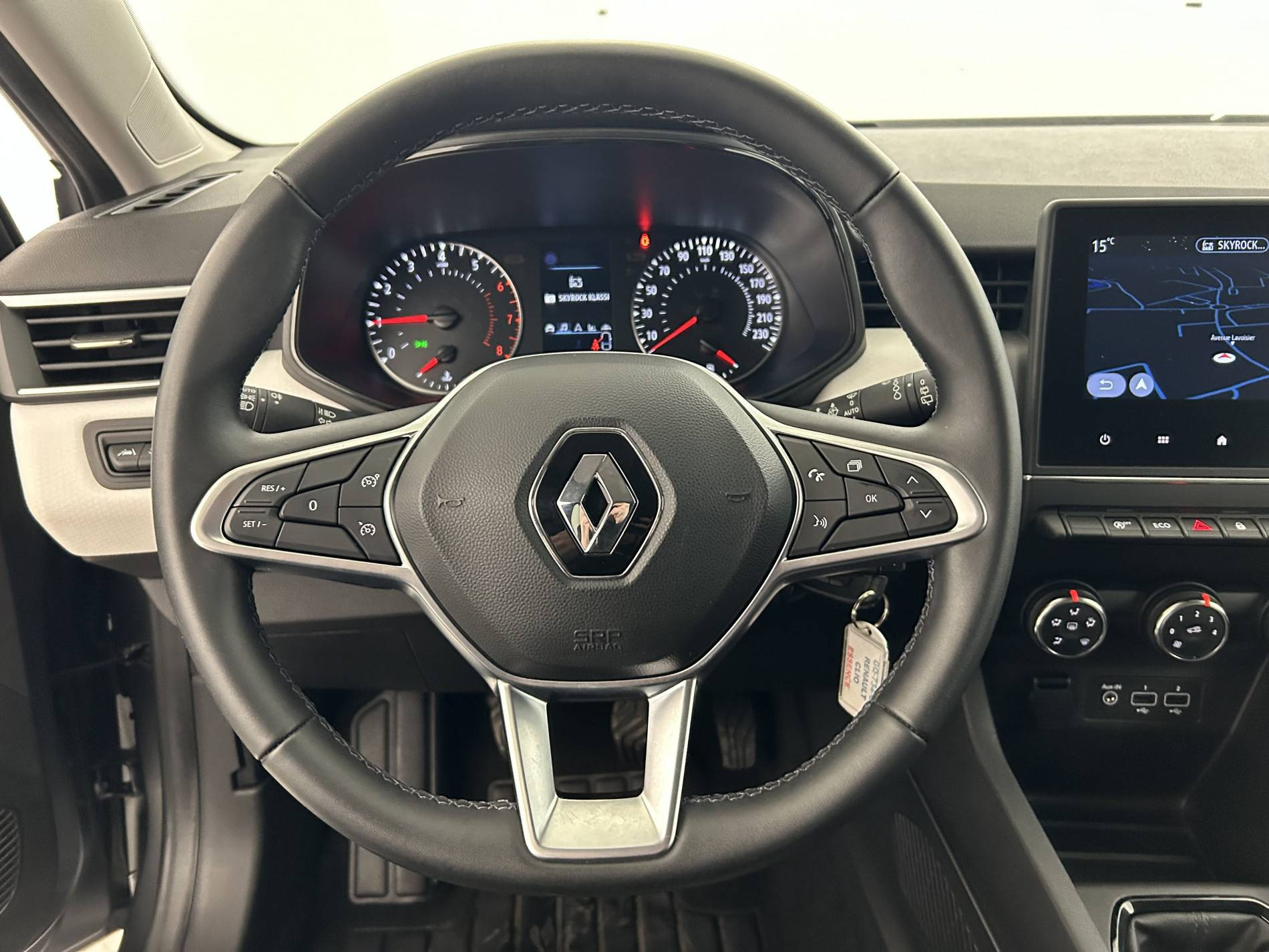 Vente en ligne Renault Clio 5 Clio TCe 90 au prix de 15 290 €