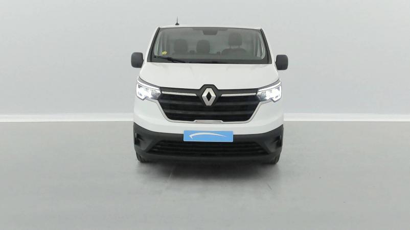 Vente en ligne Renault Trafic 3 Fourgon TRAFIC FGN L1H1 3000 KG BLUE DCI 130 au prix de 23 590 €