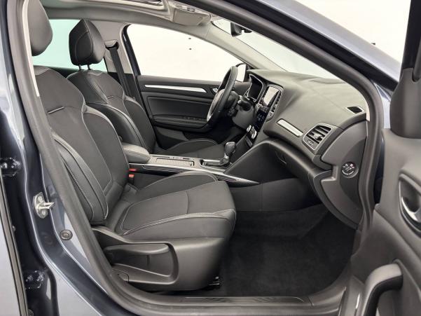 Vente en ligne Renault Megane 4 Estate  TCe 140 EDC au prix de 23 990 €