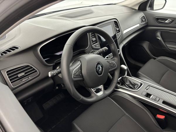 Vente en ligne Renault Megane 4 Estate  TCe 140 EDC au prix de 23 990 €