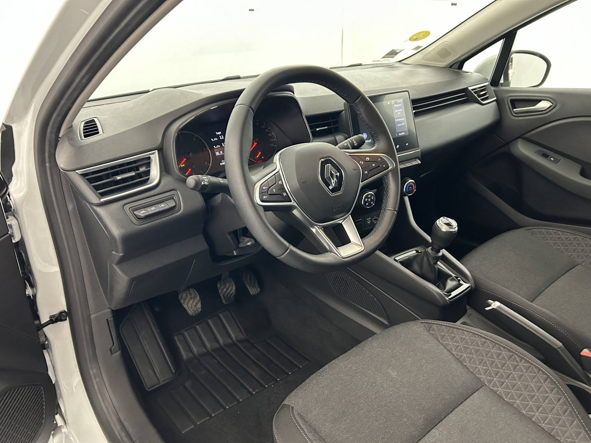 Vente en ligne Renault Clio 5 Clio Blue dCi 100 - 21N au prix de 14 590 €