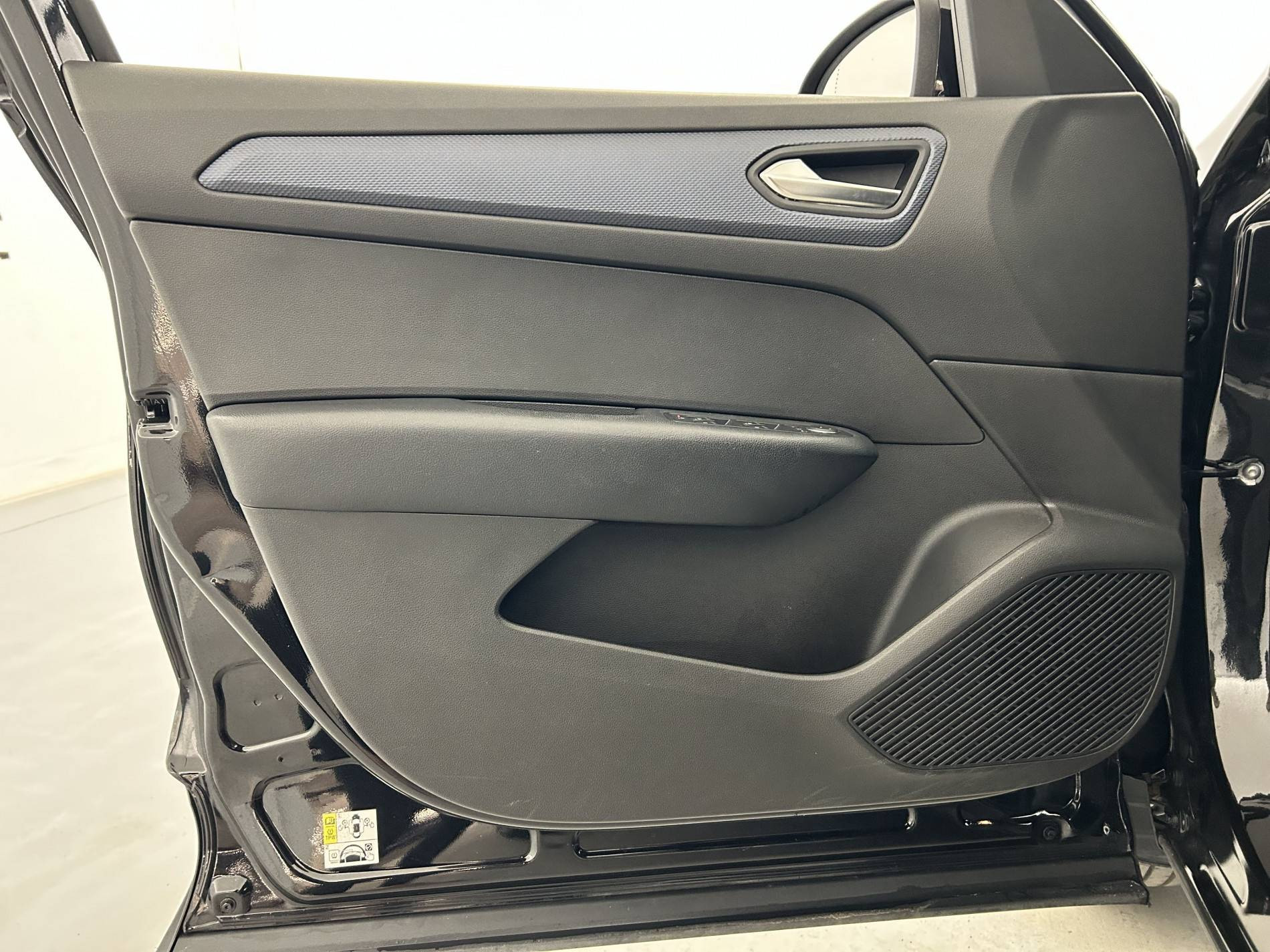 Vente en ligne Renault Arkana  mild hybrid 140 EDC FAP - 22 au prix de 18 990 €