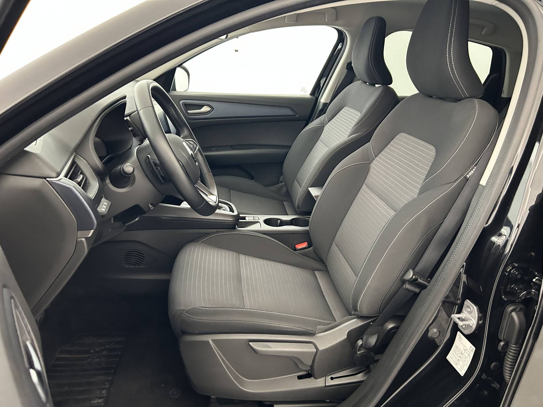 Vente en ligne Renault Arkana  mild hybrid 140 EDC FAP - 22 au prix de 18 990 €