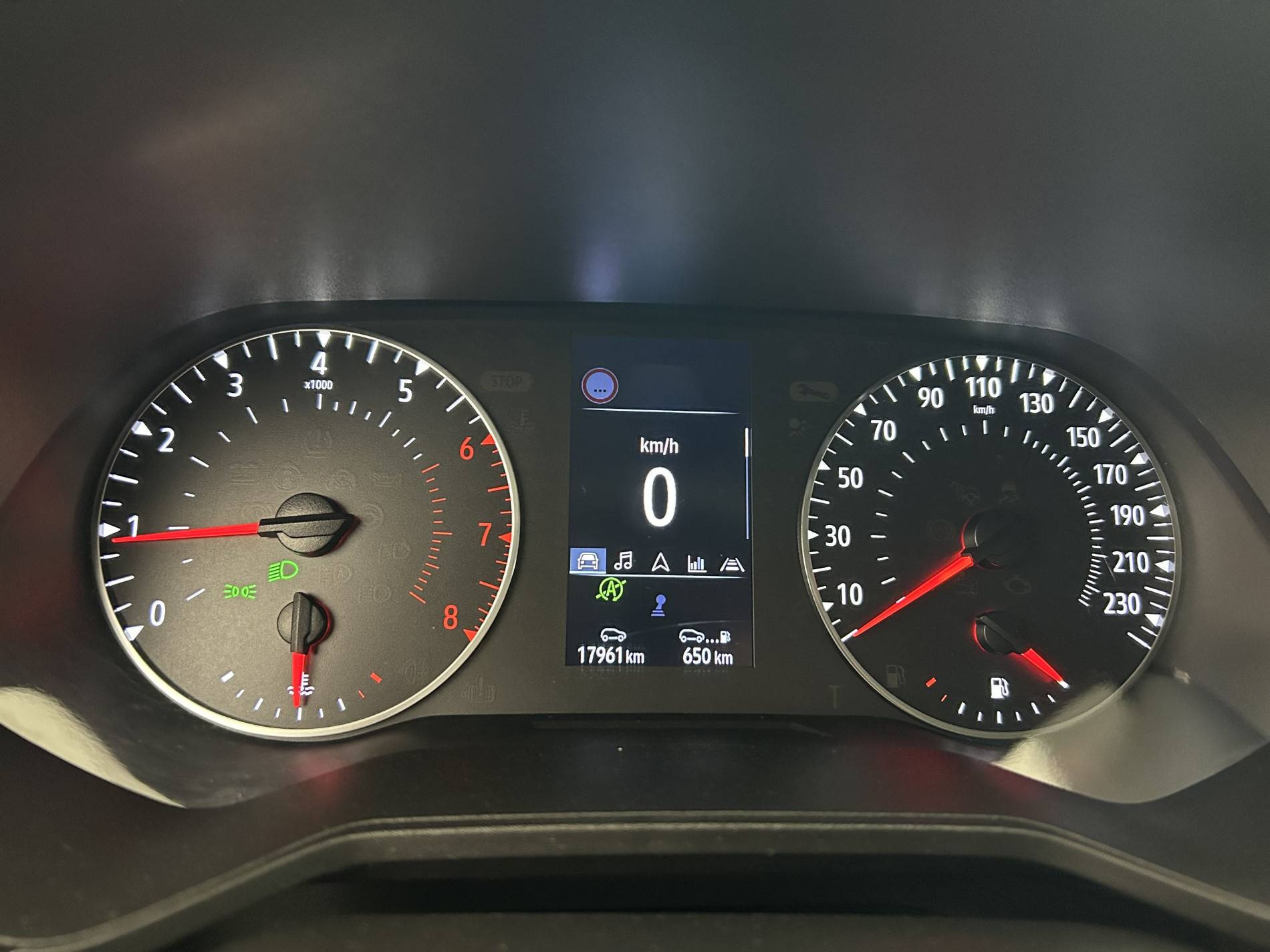 Vente en ligne Renault Clio 5 Clio TCe 90 au prix de 14 990 €