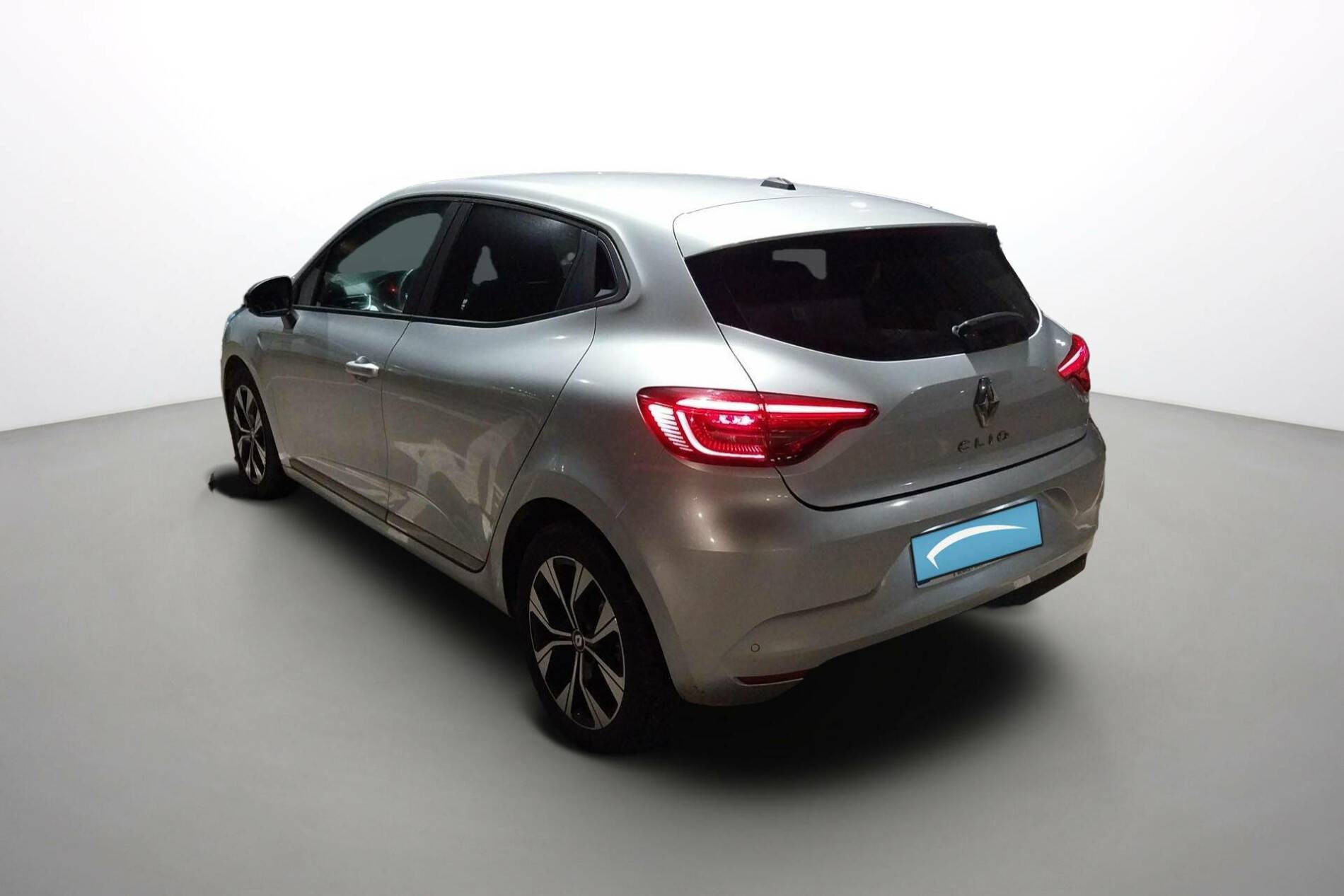 Vente en ligne Renault Clio 5 Clio TCe 90 au prix de 14 490 €