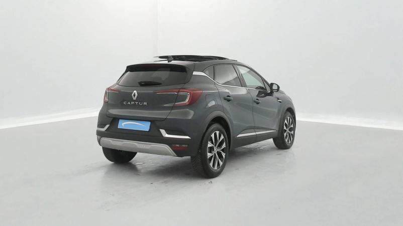 Vente en ligne Renault Captur  mild hybrid 140 au prix de 22 590 €