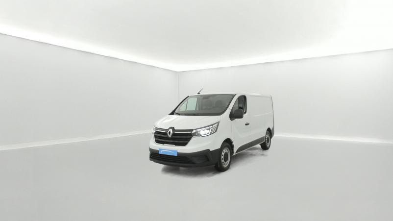 Vente en ligne Renault Trafic 3 Fourgon TRAFIC FGN L1H1 3000 KG BLUE DCI 130 au prix de 24 990 €