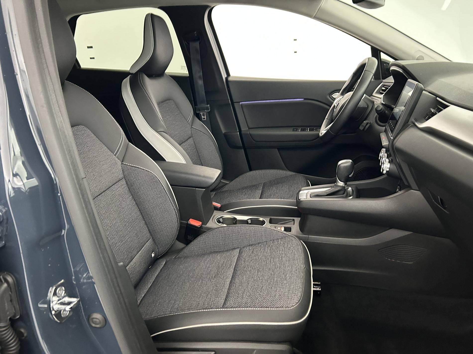 Vente en ligne Renault Captur  E-Tech 145 - 21 au prix de 19 390 €