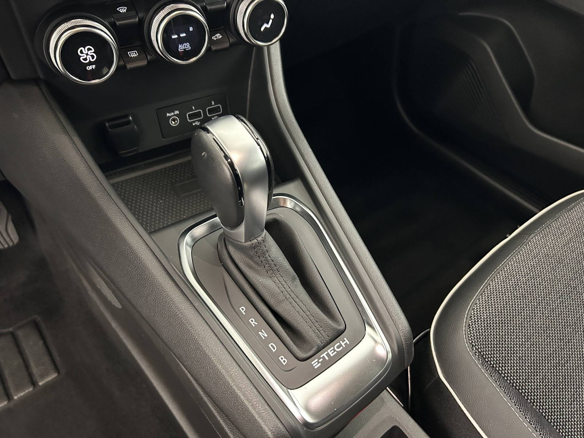 Vente en ligne Renault Captur  E-Tech 145 - 21 au prix de 19 390 €