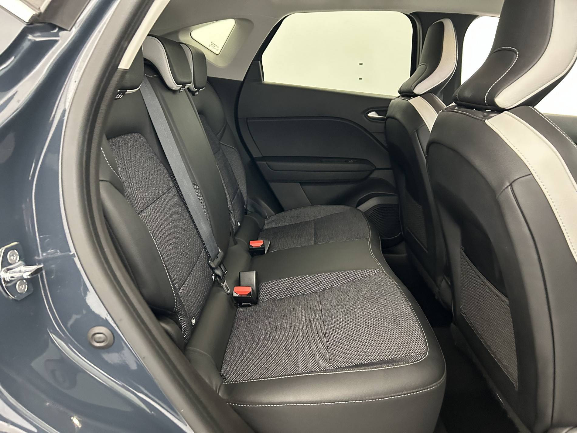 Vente en ligne Renault Captur  E-Tech 145 - 21 au prix de 19 390 €