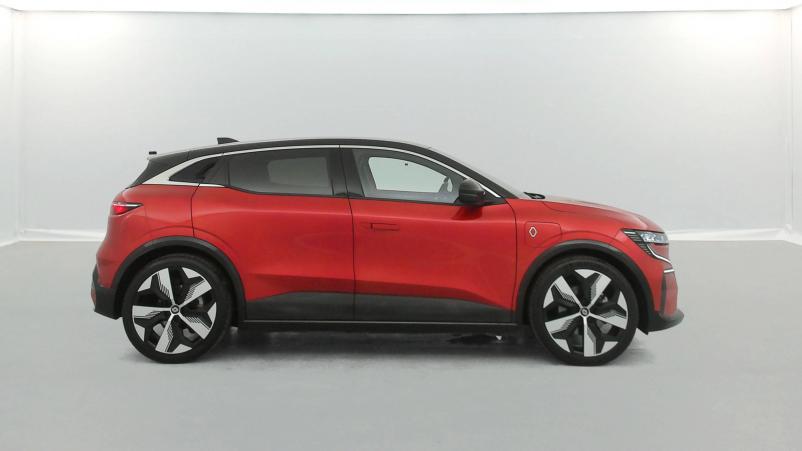 Vente en ligne Renault Megane 4 Estate Mégane IV Estate Blue dCi 115 EDC - 21B au prix de 19 590 €